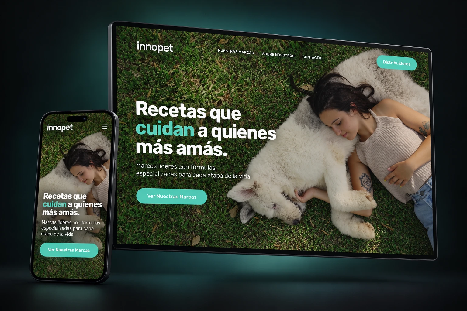 Sitio web de INNOPET (innopet.com.uy) en computadora y celular